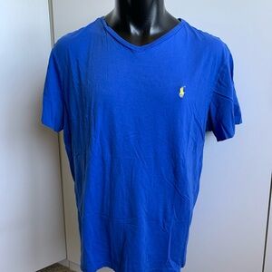 Polo Ralph Lauren v-neck men’s size large T-shirt